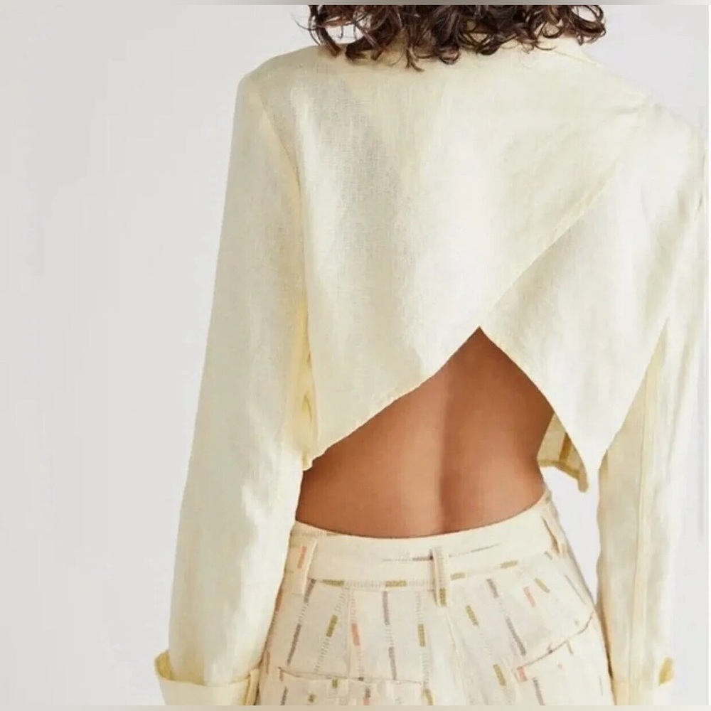 Free People Light Yellow Linen Crossover Back Bennie Crop Blazer, L